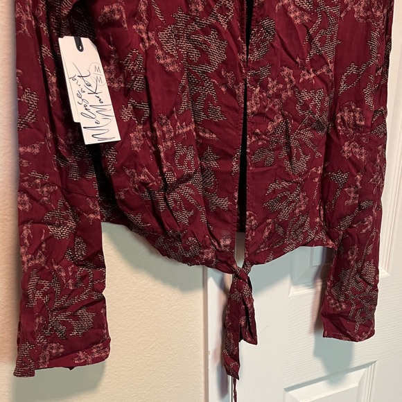 NWT Cute Pattern Long Sleeve Top - Picture 10 of 10